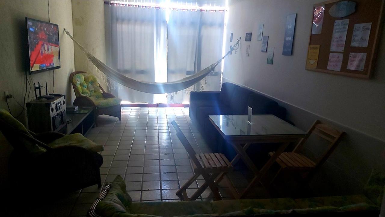 Quartos Em Apartamento Compartilhado Beira Mar Albergue