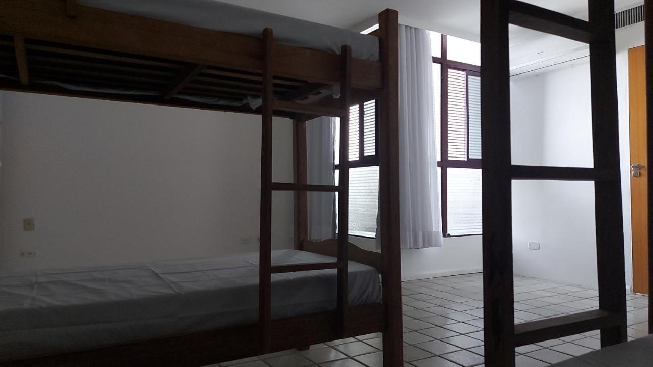 Quartos Em Apartamento Compartilhado Beira Mar *